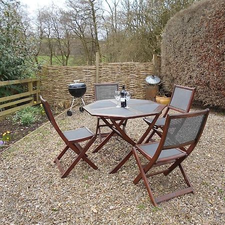 Appartamento The Granary, Old Corn Mill, Yorkshire Dales West Burton Esterno foto