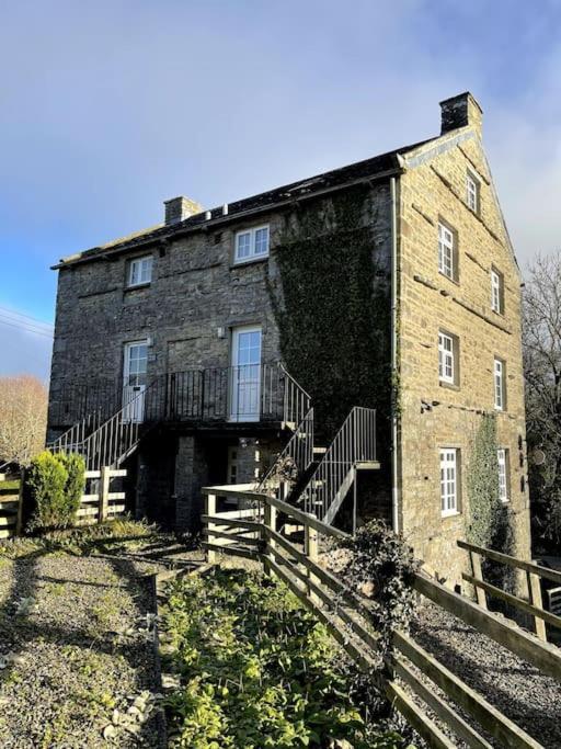Appartamento The Granary, Old Corn Mill, Yorkshire Dales West Burton Esterno foto