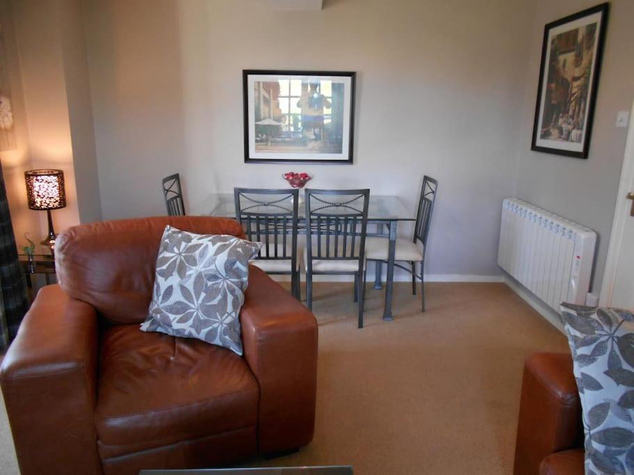 Appartamento The Granary, Old Corn Mill, Yorkshire Dales West Burton Esterno foto